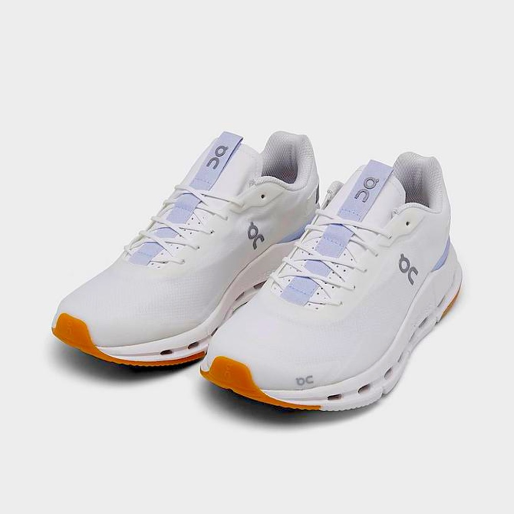 On Cloudnova Form in White/Heather, size 8/39. Excellent condition!